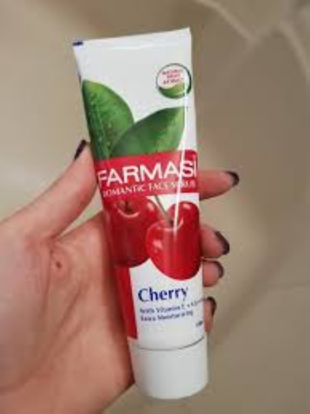 FARMASI FACE SCRUB CHERRY 100ML